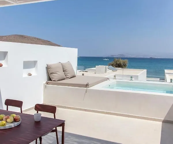 Dom wakacyjny Citadela Paros Molos - Beachfront Maisonette With Plunge Pool