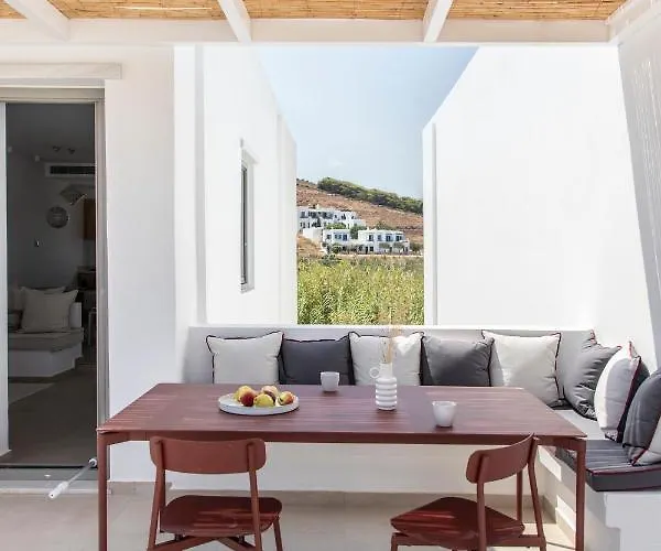 Citadela Paros Molos - Beachfront Maisonette With Plunge Pool Dom wakacyjny *