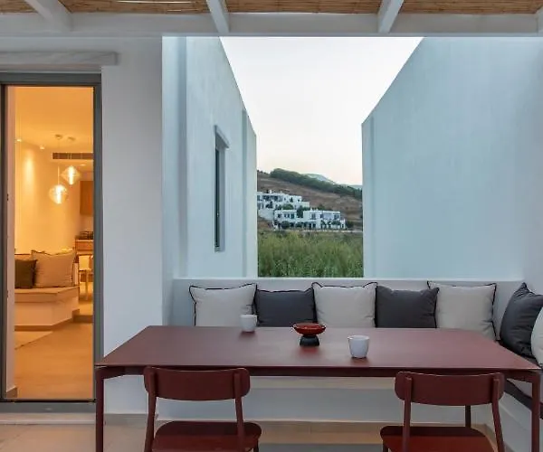 Citadela Paros Molos - Beachfront Maisonette With Plunge Pool *