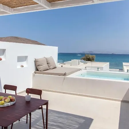 Feriehus Citadela Paros Molos - Beachfront Maisonette With Plunge Pool