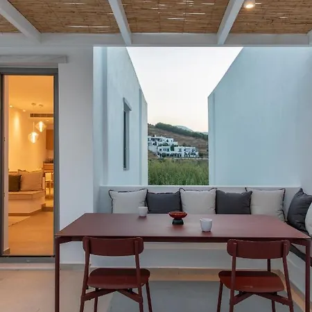 Citadela Paros Molos - Beachfront Maisonette With Plunge Pool *