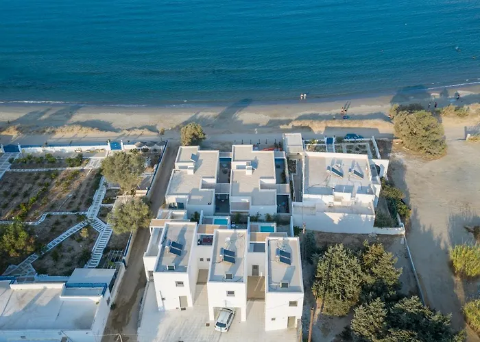 Citadela Paros Molos - Beachfront Maisonette With Plunge Pool Feriehus *